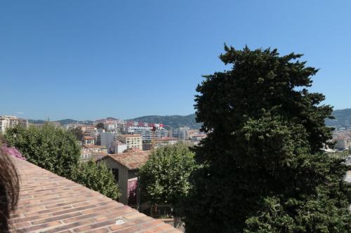 L1002537